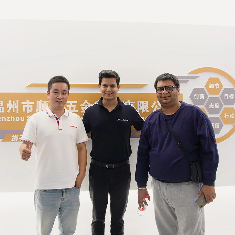 Indian Customers Visit Shuntai Factory To Discuss Hex Key Wrench Purchase Plan